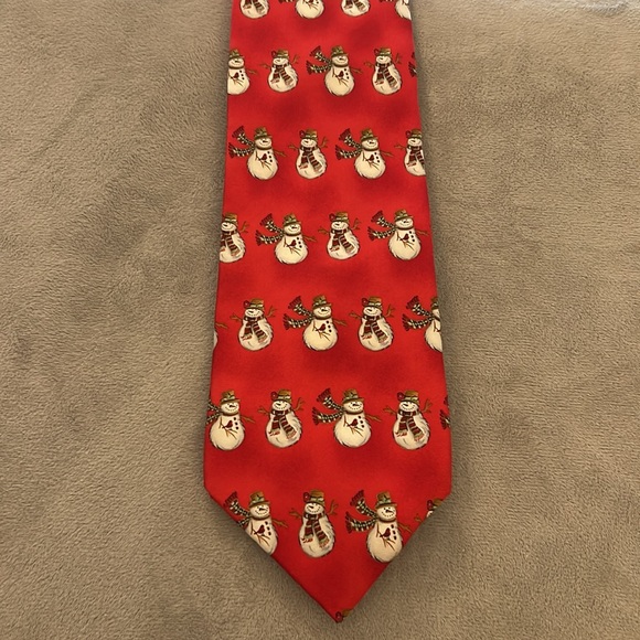 EUC Holiday Traditions by MMG Hallmark Design Collection Red Snowman Silk Tie - Picture 2 of 4